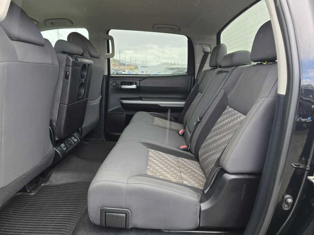 Used 2020 Toyota Tundra SR5 AWD/4WD image 17