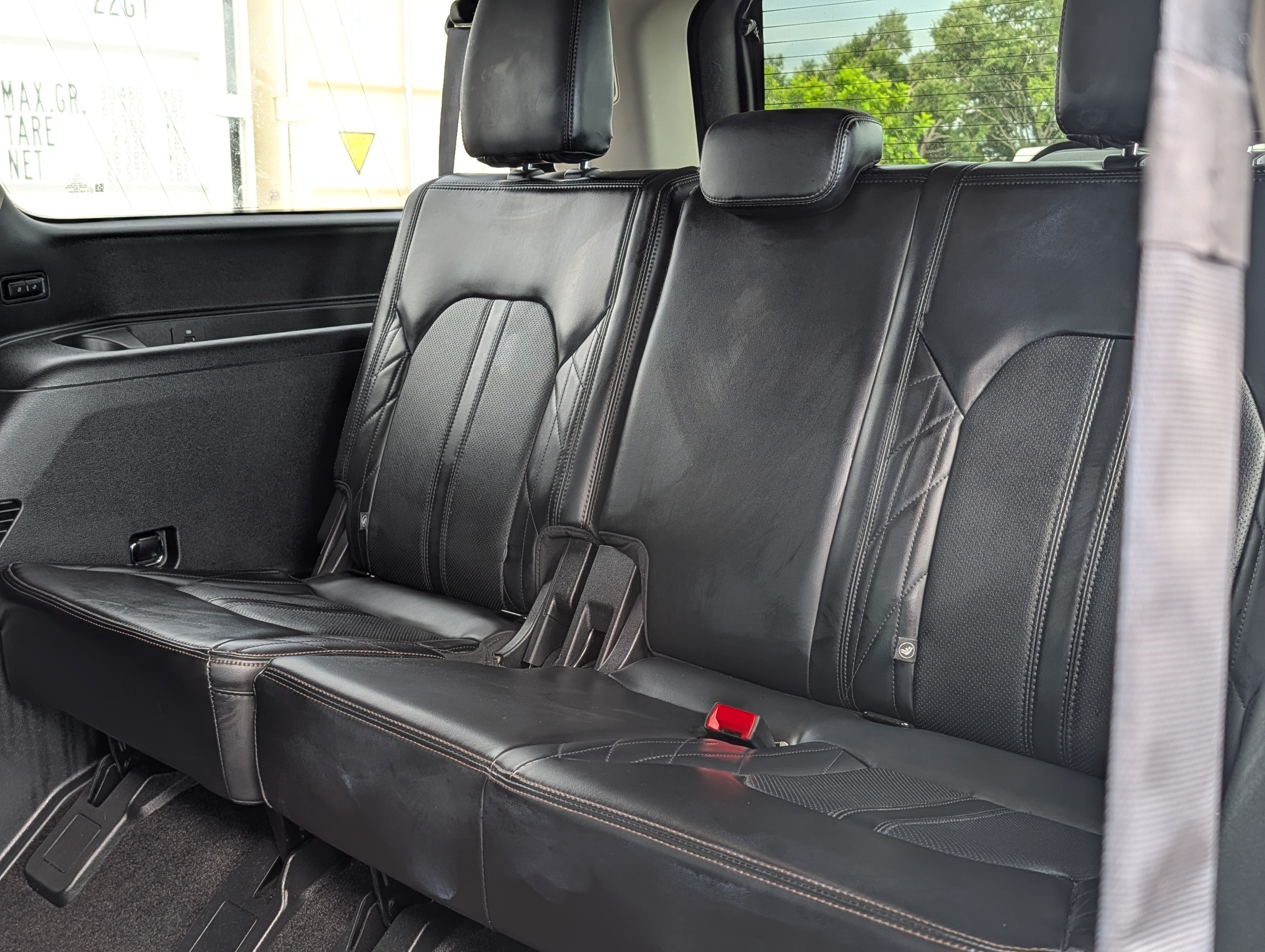 Certified 2019 Ford Expedition Max Platinum RWD image 16
