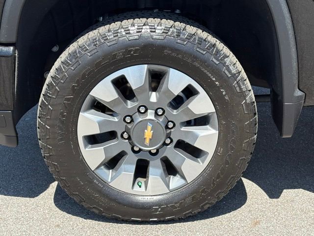 Used 2025 Chevrolet Silverado 2500 Custom w/ Custom Value Package image 27