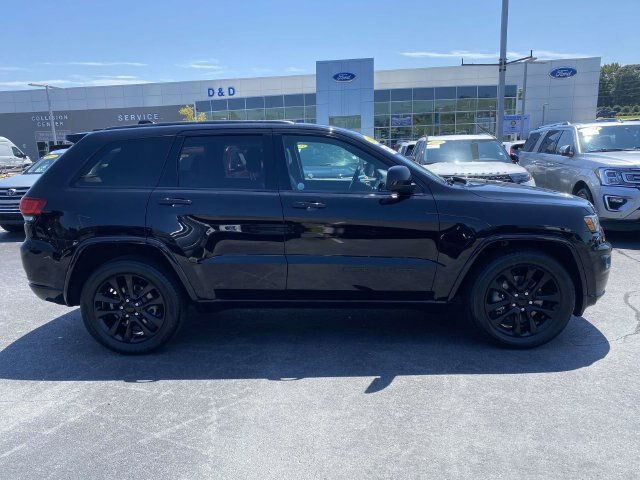 Used 2021 Jeep Grand Cherokee Laredo X RWD image 8