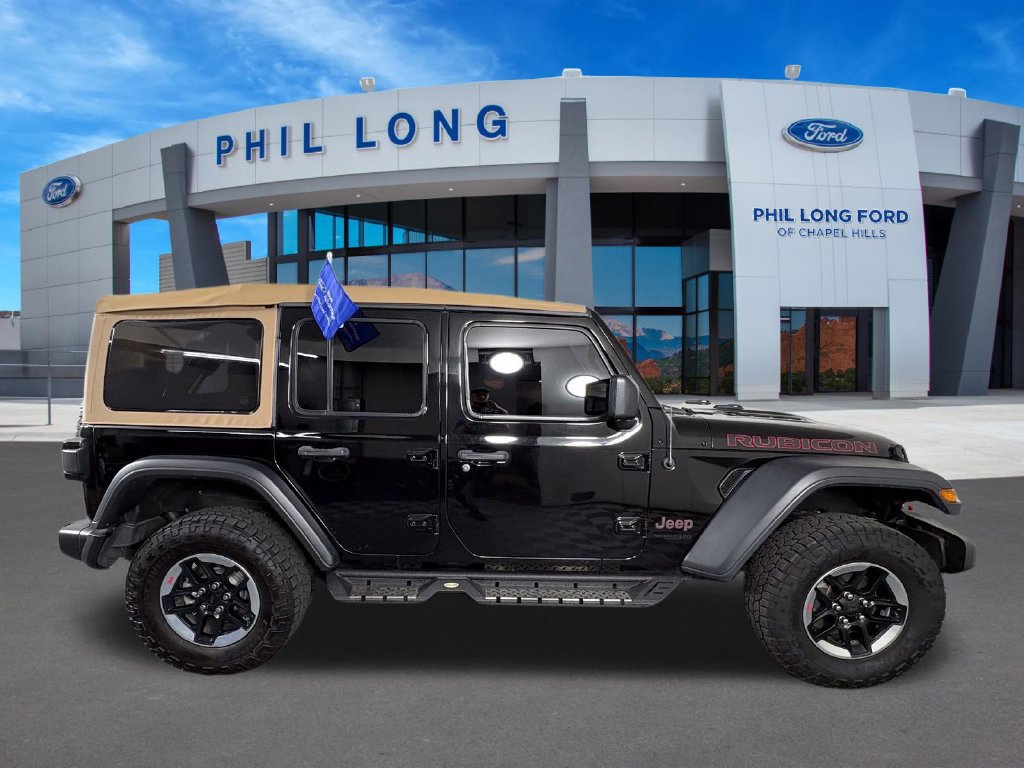 Used 2020 Jeep Wrangler Unlimited Rubicon w/ Cold Weather Group AWD/4WD image 6