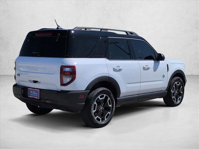 Certified 2024 Ford Bronco Sport Outer Banks w/ Tech Package AWD/4WD image 3