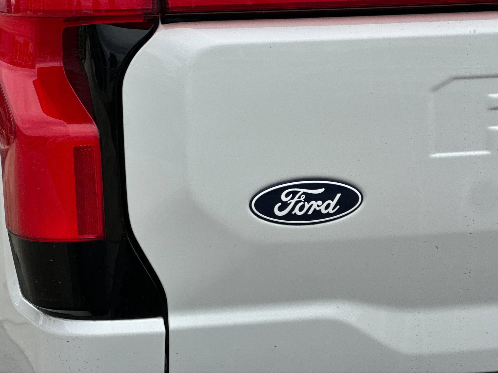 Certified 2024 Ford F150 Lightning Platinum image 27