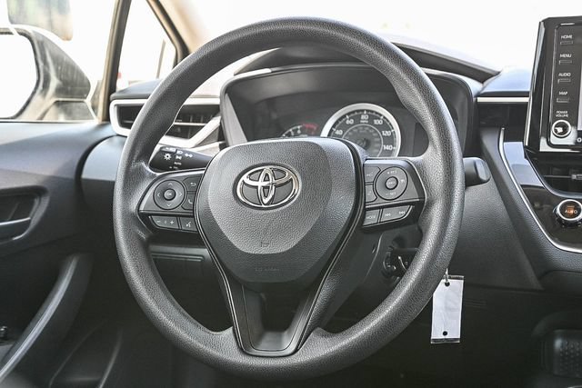 Used 2022 Toyota Corolla LE FWD image 15