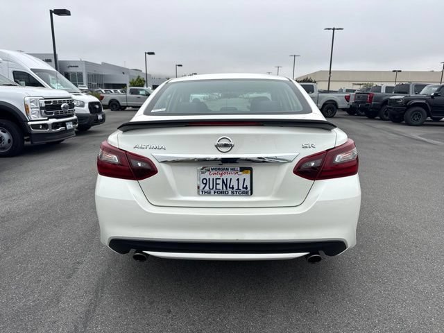 Used 2017 Nissan Altima 2.5 SR w/ Midnight Edition Package FWD image 7