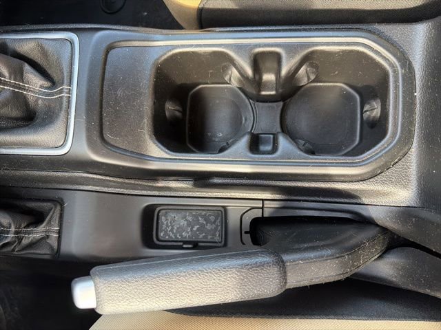 Used 2021 Jeep Wrangler Unlimited Sahara w/ Uconnect 4C Nav & Sound Group AWD/4WD image 34