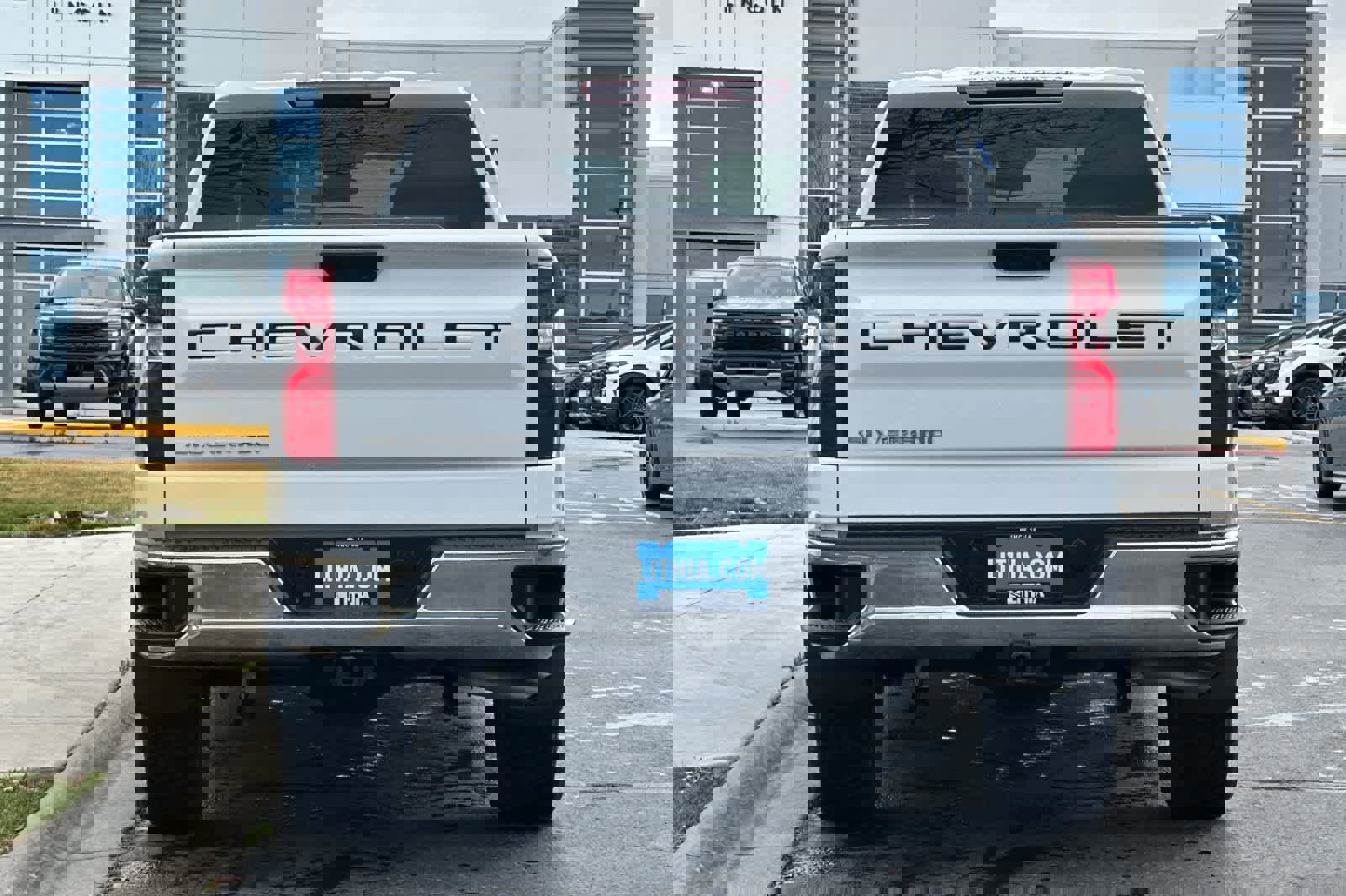 Used 2025 Chevrolet Silverado 1500 LT image 4