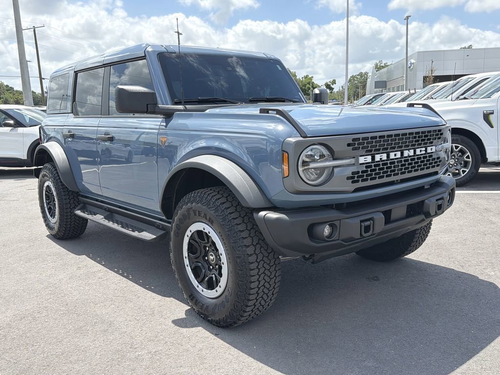 Certified 2025 Ford Bronco Badlands w/ Sasquatch Package image 2