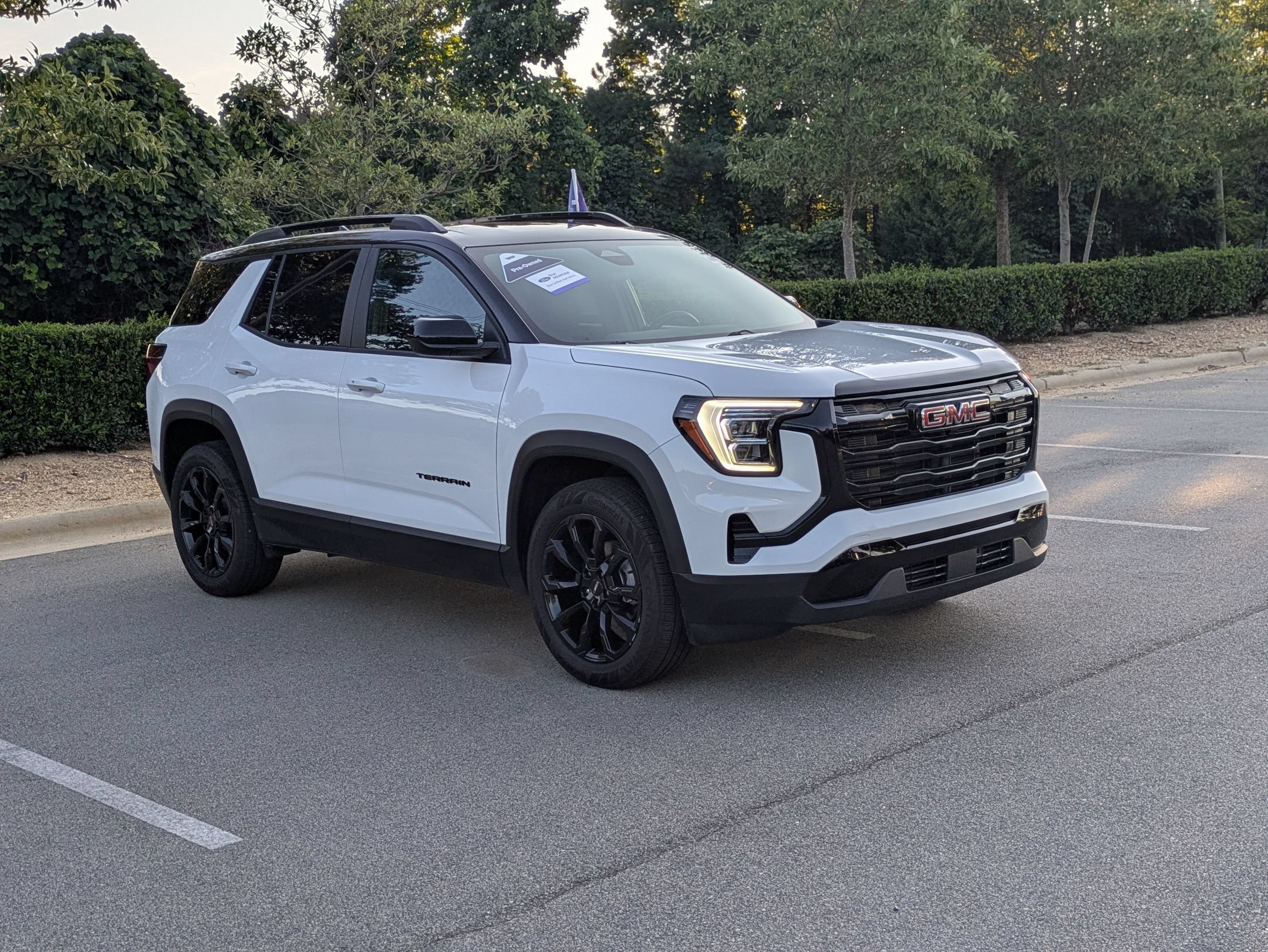 Used 2025 GMC Terrain Elevation w/ Black Edition AWD/4WD image 2