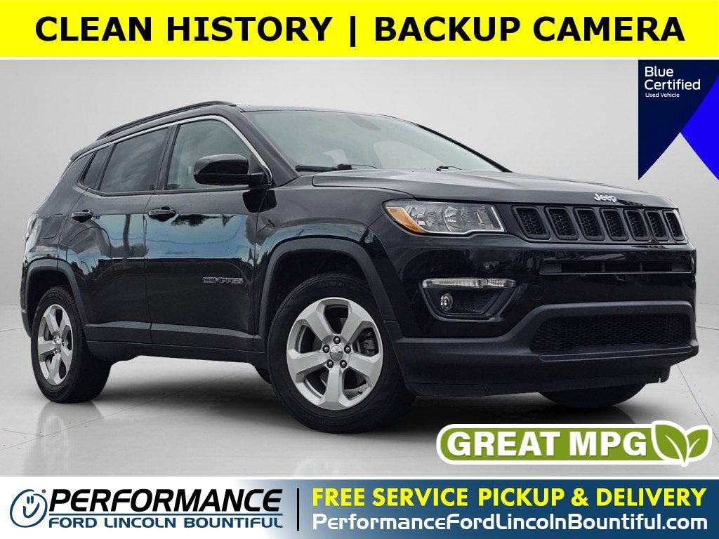 Used 2018 Jeep Compass Latitude image 1