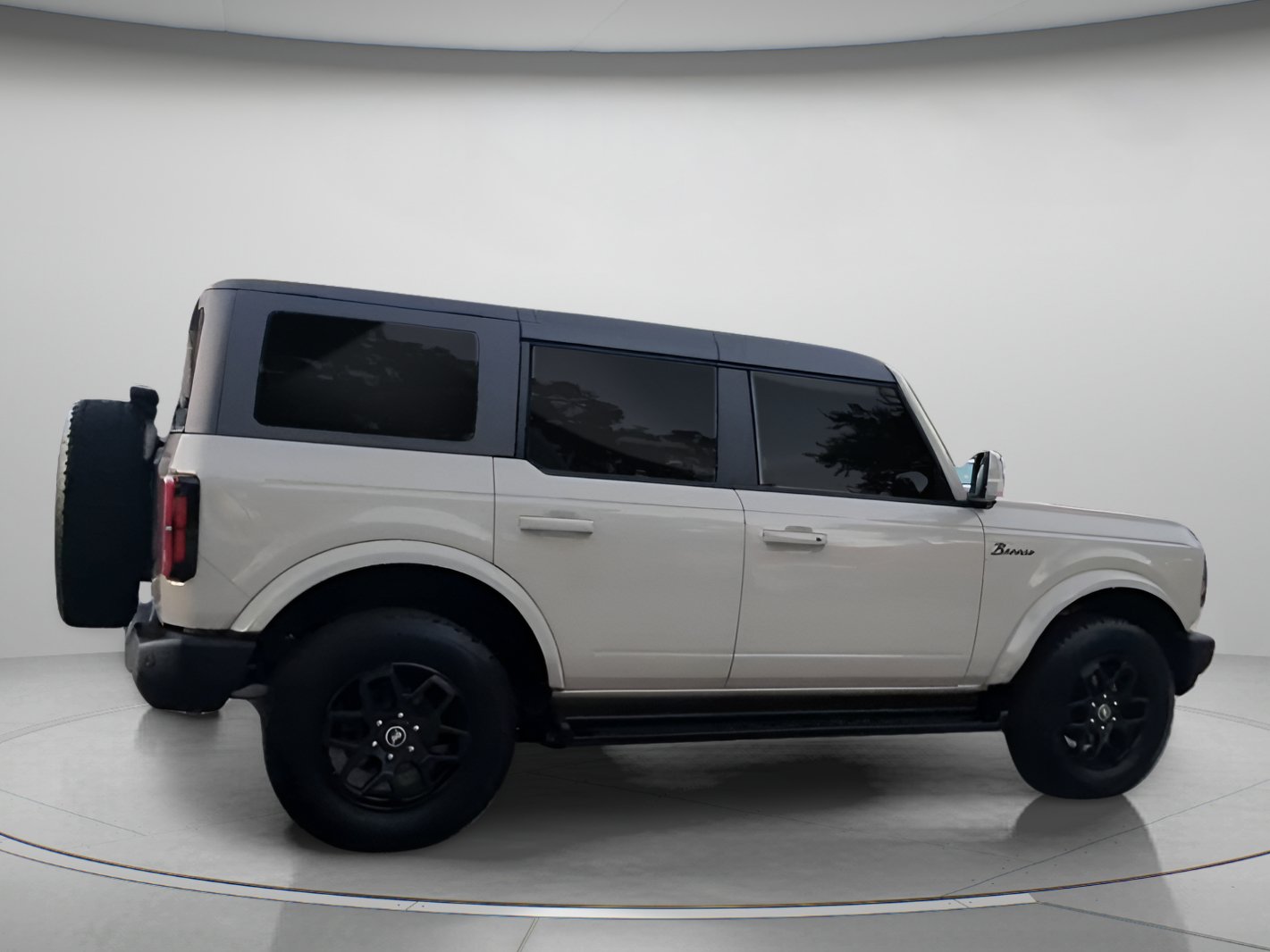 Certified 2025 Ford Bronco Outer Banks AWD/4WD image 30