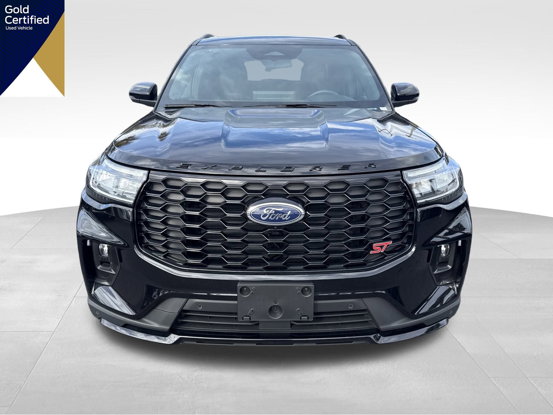 Certified 2025 Ford Explorer ST image 11