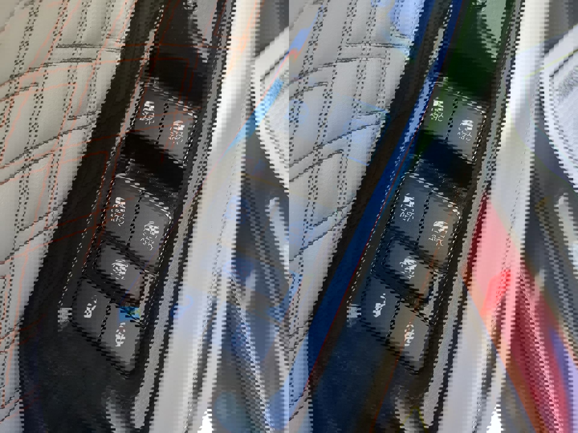 Used 2022 Jeep Grand Cherokee L Summit w/ Advanced Protech Group IV image 48