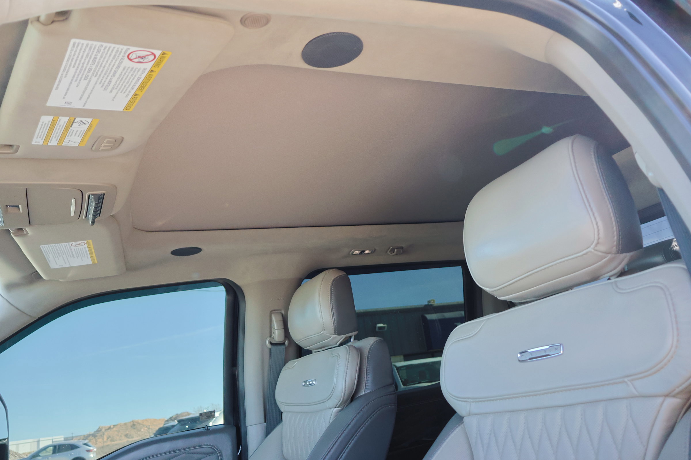 Certified 2025 Ford F350 Platinum w/ Platinum Plus Package image 19