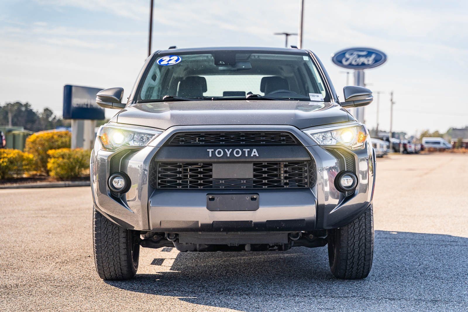 Used 2022 Toyota 4Runner SR5 Premium w/ Moonroof Package image 8