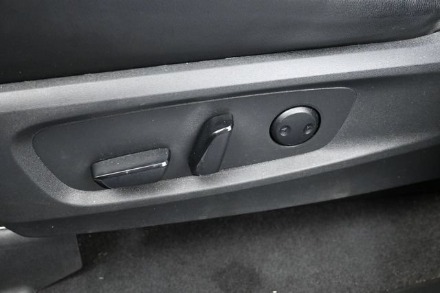 Used 2024 Nissan Pathfinder SL AWD/4WD image 13