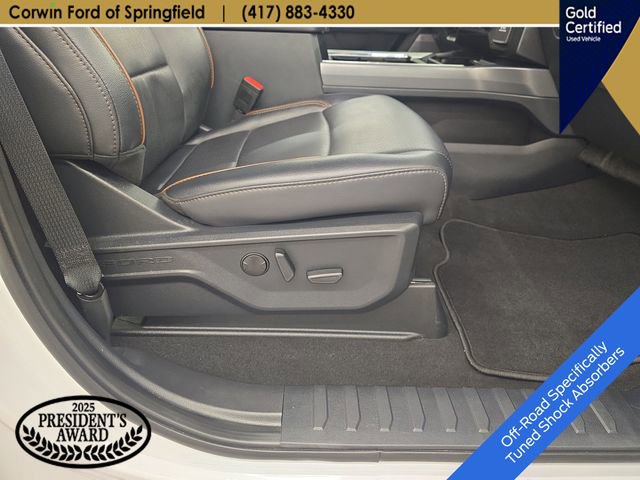 Certified 2025 Ford F250 Lariat AWD/4WD image 11