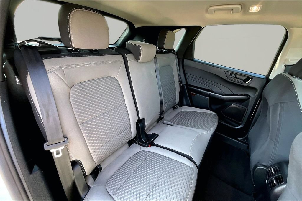 Certified 2022 Ford Escape SE FWD image 27