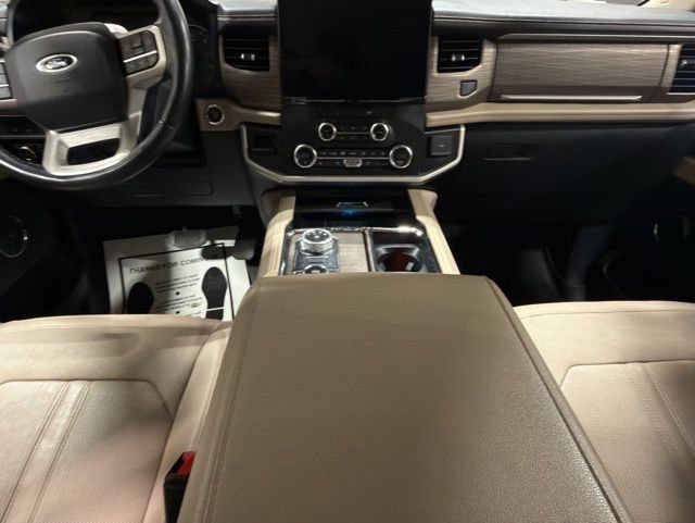 Certified 2022 Ford Expedition Limited AWD/4WD image 15