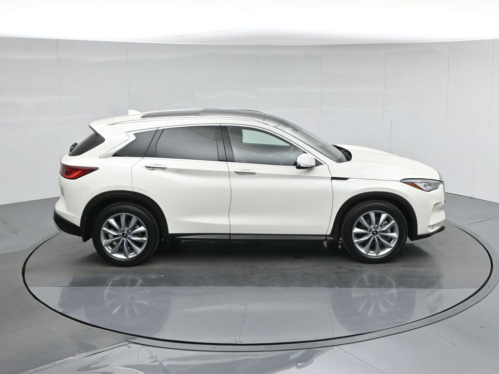 Used 2022 INFINITI QX50 Luxe image 12