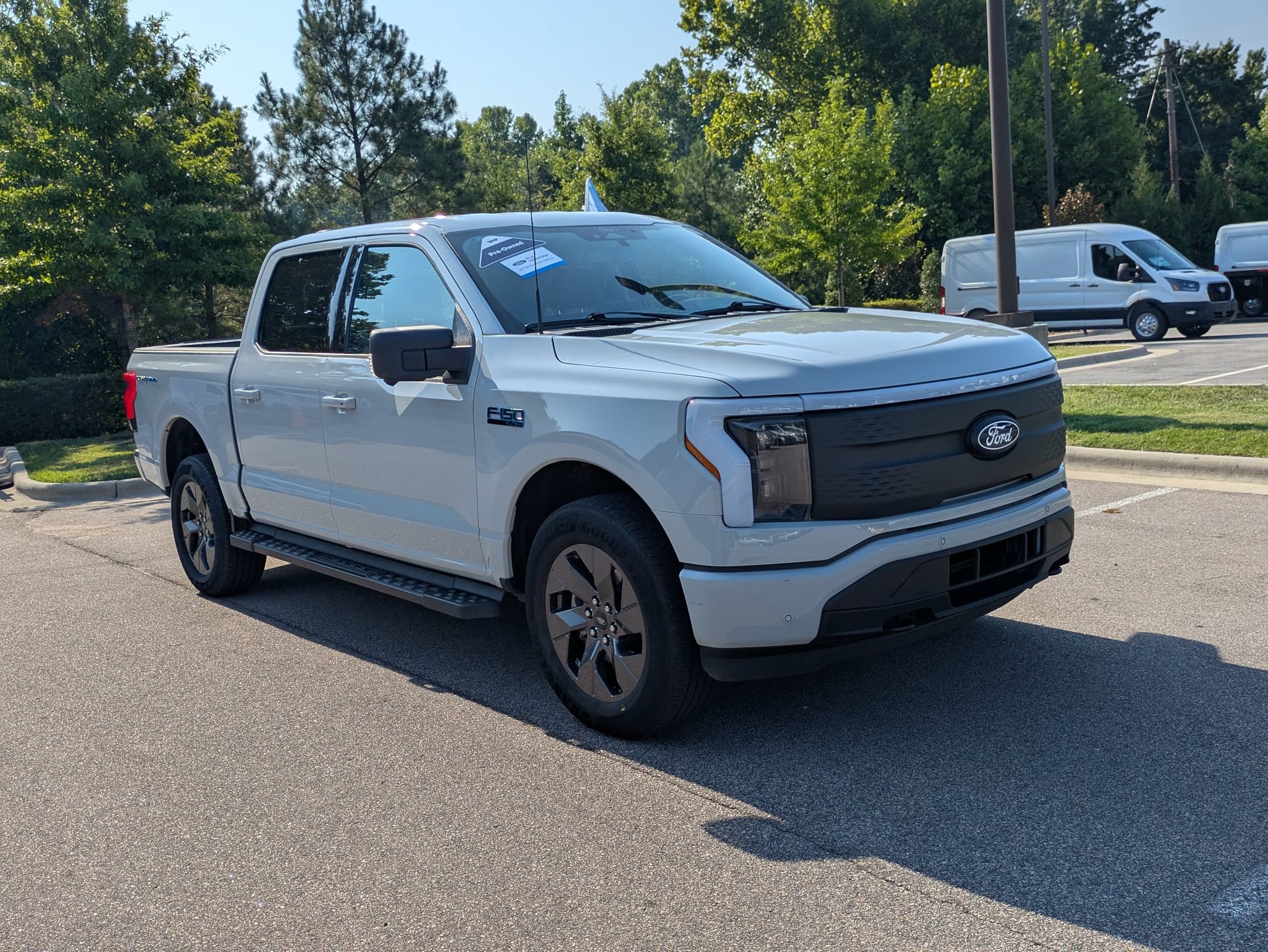 Certified 2024 Ford F150 Lightning Flash AWD/4WD image 2