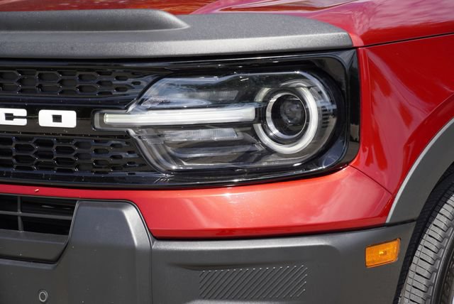 Certified 2025 Ford Bronco Sport Outer Banks w/ Outer Banks Tech Package+ AWD/4WD image 4