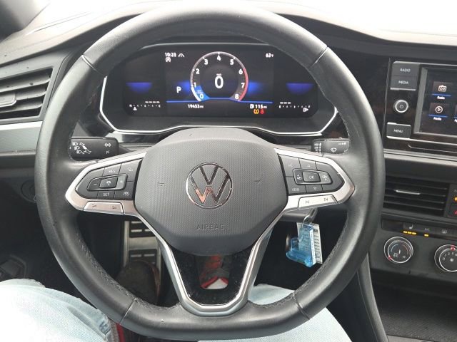 Used 2024 Volkswagen Jetta Sport FWD image 35