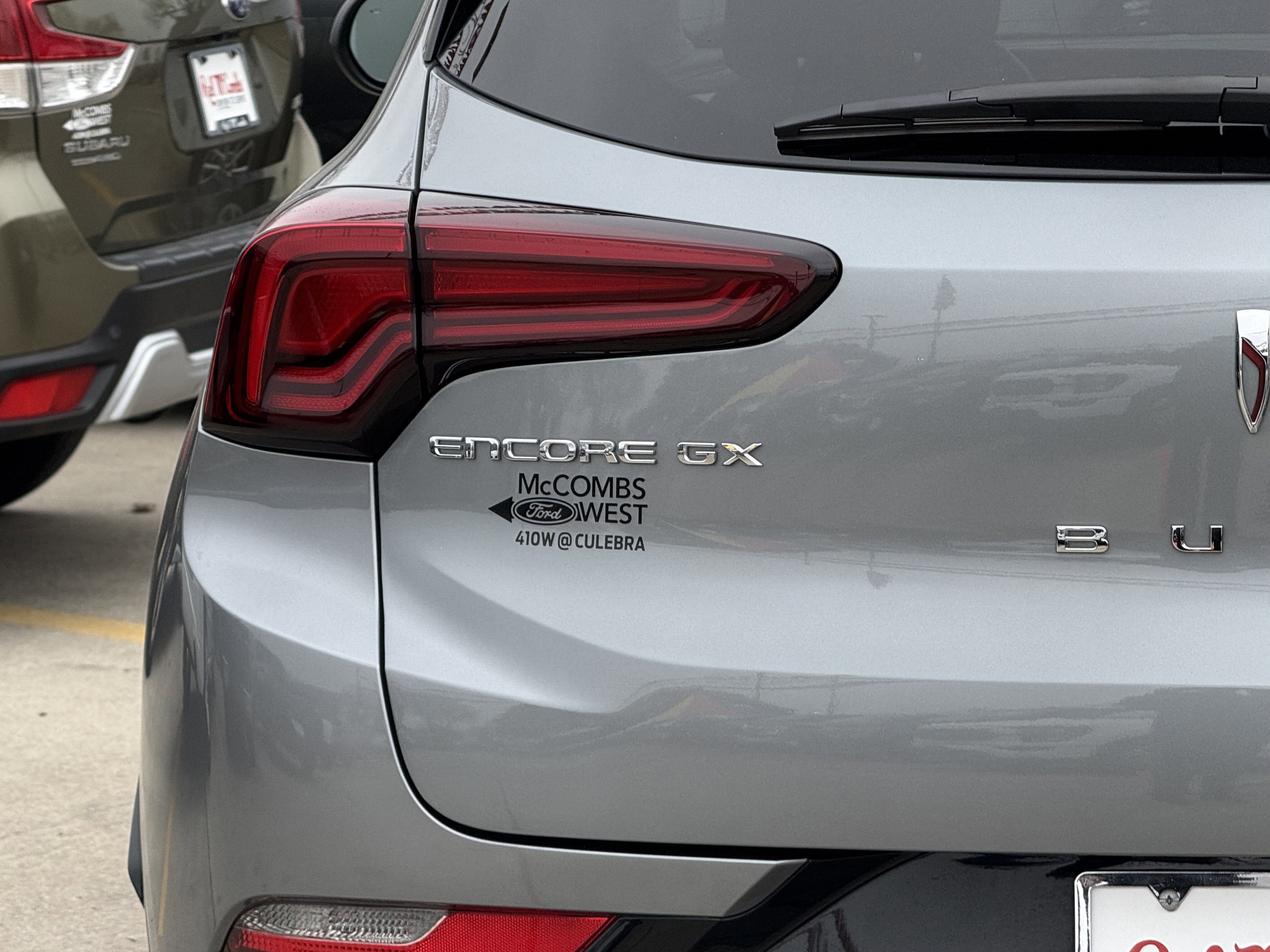 Used 2025 Buick Encore GX Sport Touring w/ Comfort Package image 9