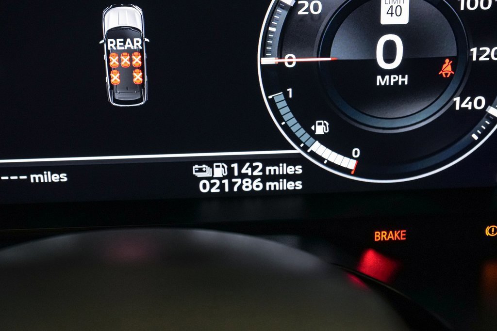 Used 2024 Mitsubishi Outlander SE image 22