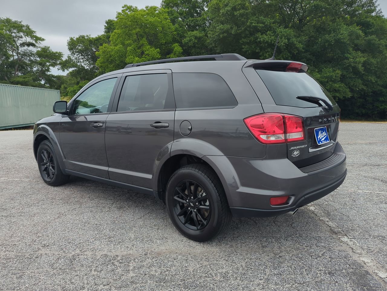 Used 2019 Dodge Journey SE w/ Connectivity Group FWD image 5