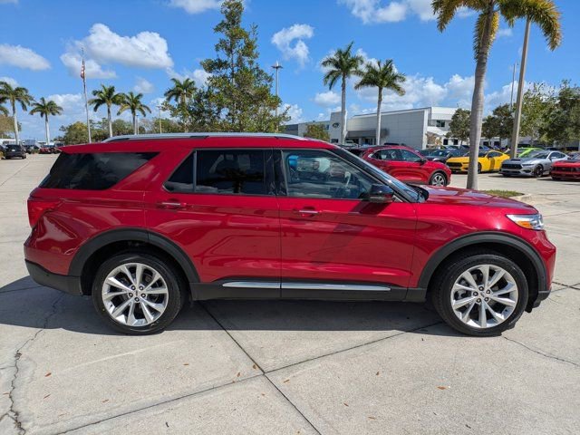 Certified 2022 Ford Explorer Platinum w/ Equipment Group 601A image 5