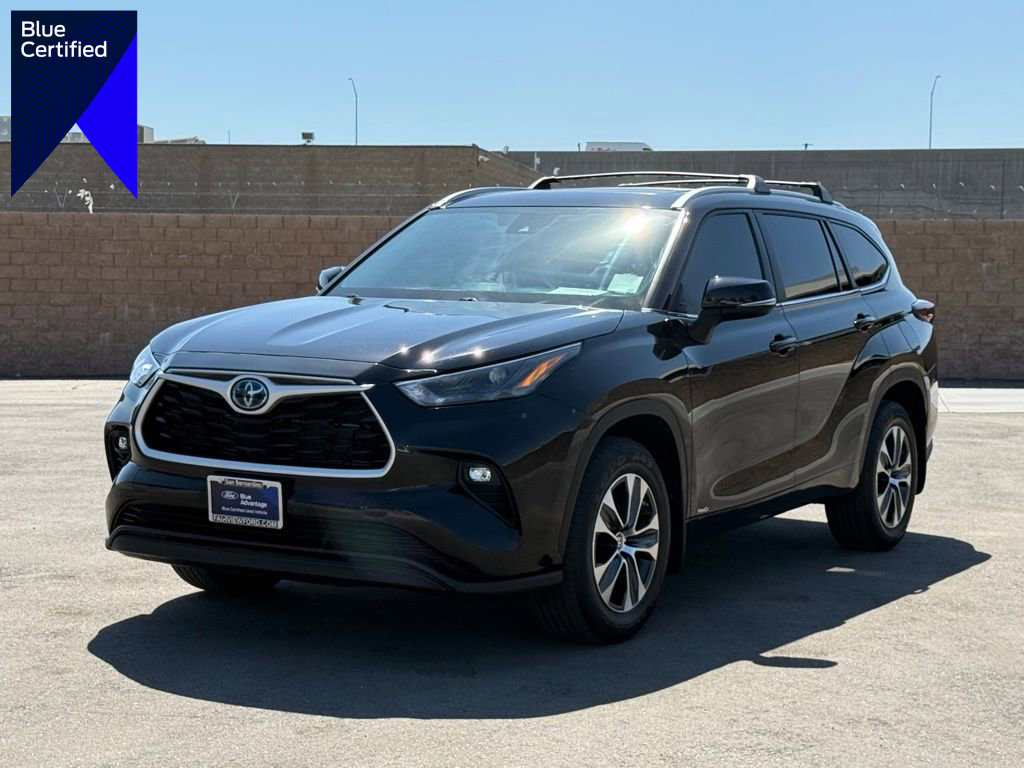 Used 2024 Toyota Highlander XLE