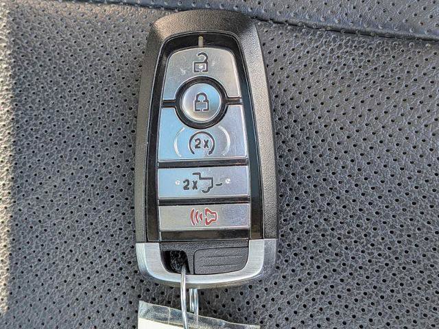Certified 2018 Ford F250 Lariat w/ Lariat Ultimate Package AWD/4WD image 29