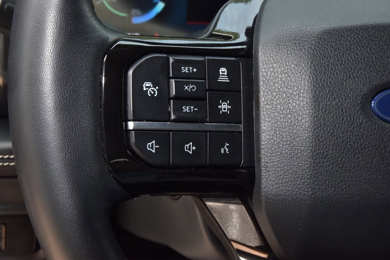 Certified 2025 Ford F150 Lightning Platinum AWD/4WD image 23