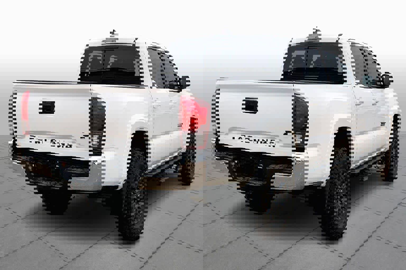 Used 2023 Toyota Tacoma SR5 image 3