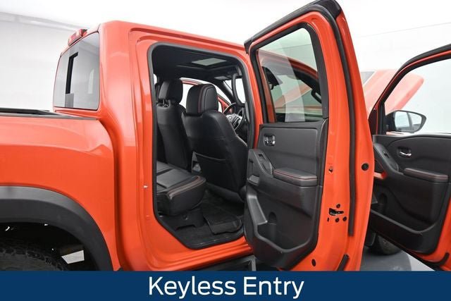 Used 2025 Nissan Frontier PRO-4X w/ Pro Premium Package AWD/4WD image 13