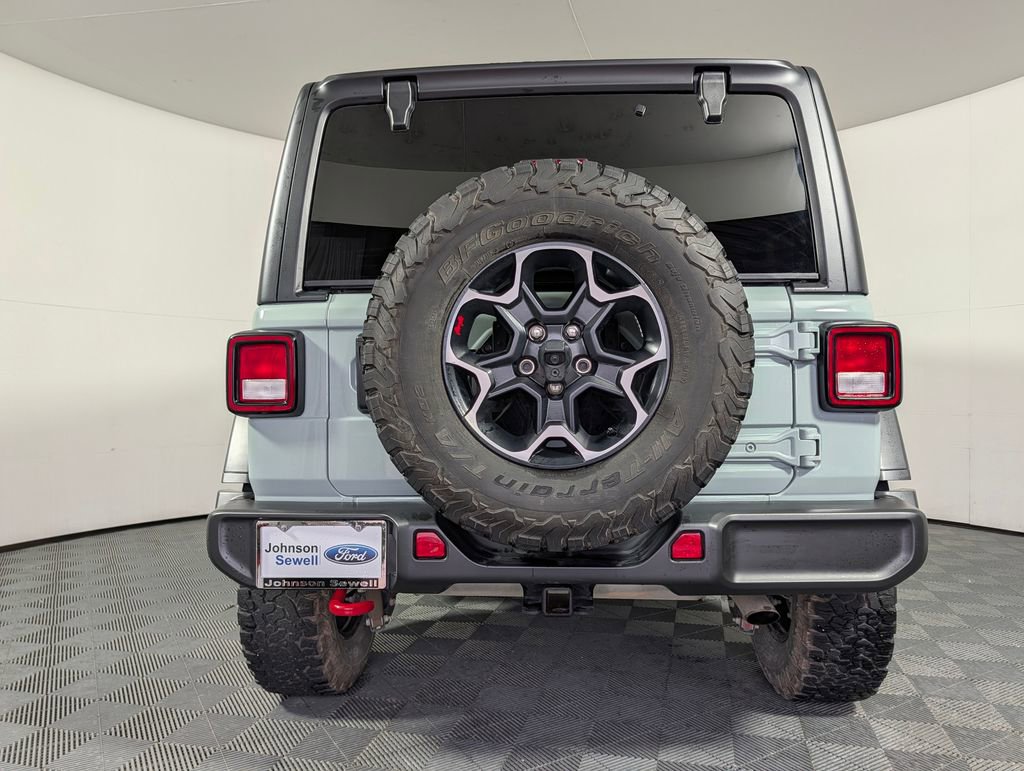 Used 2023 Jeep Wrangler Unlimited Rubicon w/ Cold Weather Group AWD/4WD image 6