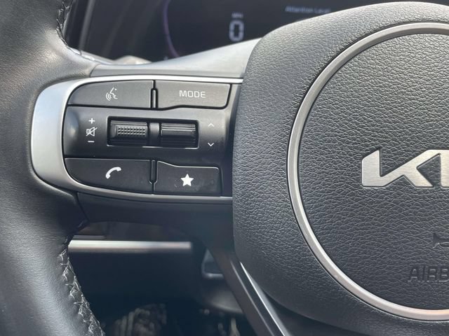 Used 2023 Kia Sportage EX FWD image 16