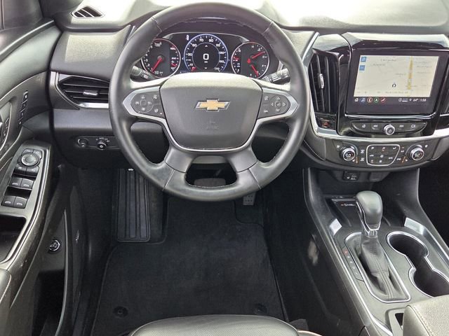 Used 2023 Chevrolet Traverse Premier image 11