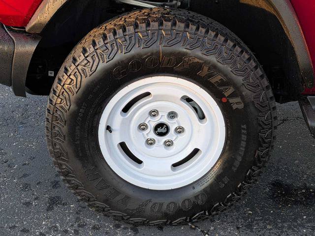 Certified 2026 Ford Bronco Heritage Edition AWD/4WD image 11