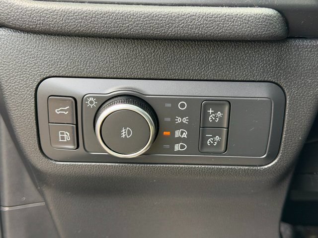 Certified 2022 Ford Escape SEL w/ Technology Package FWD image 33
