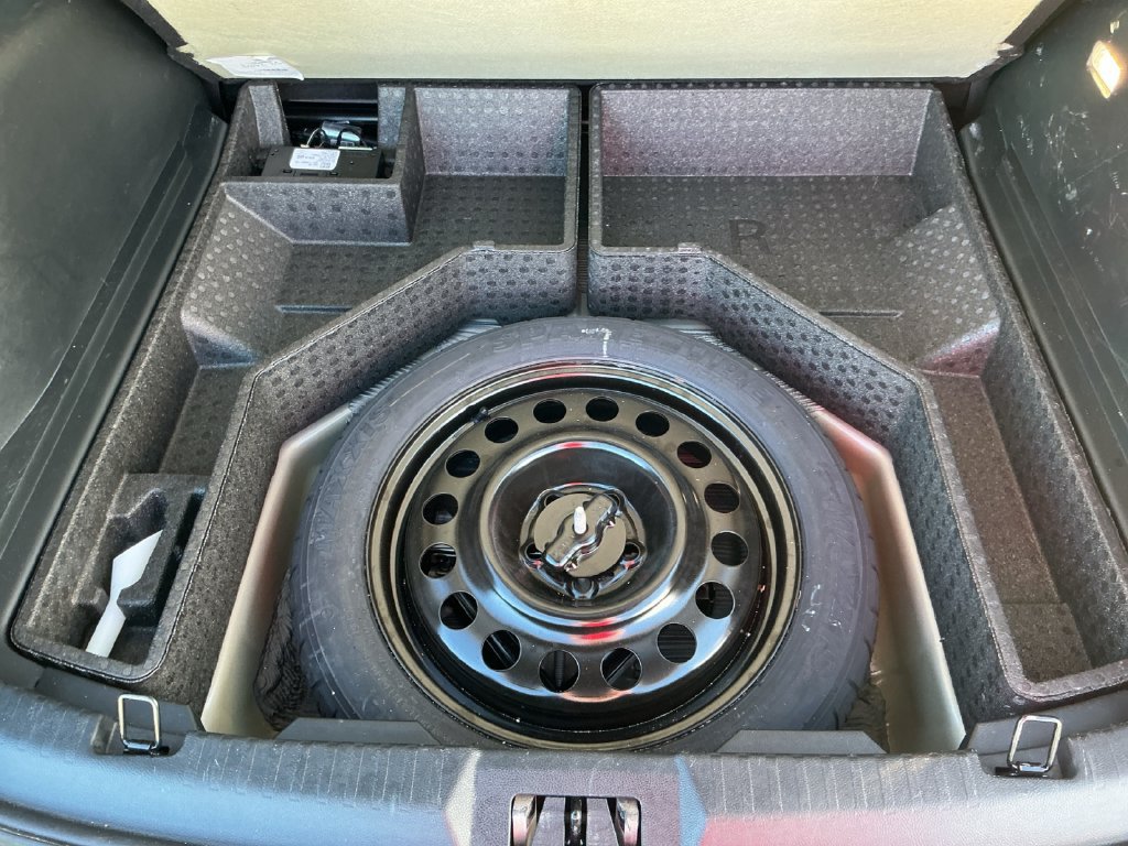 Certified 2020 Ford Edge SEL w/ Convenience Package FWD image 11