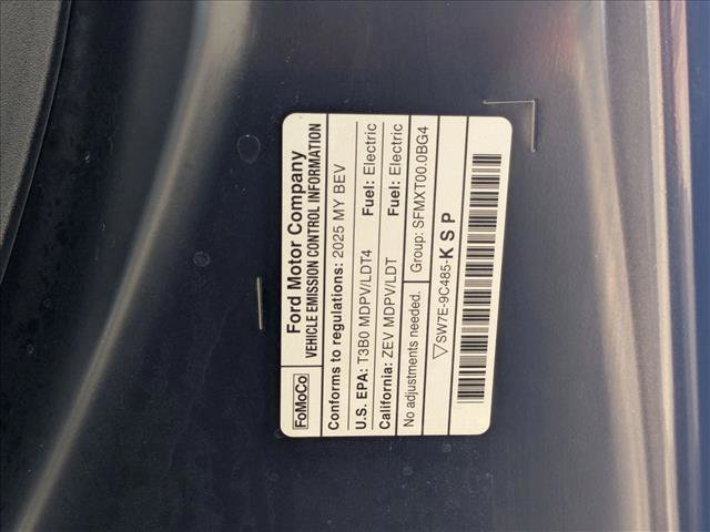 Certified 2025 Ford F150 Lightning Flash AWD/4WD image 26