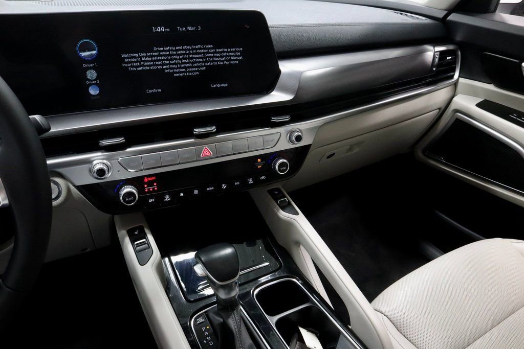 Used 2023 Kia Telluride S image 31