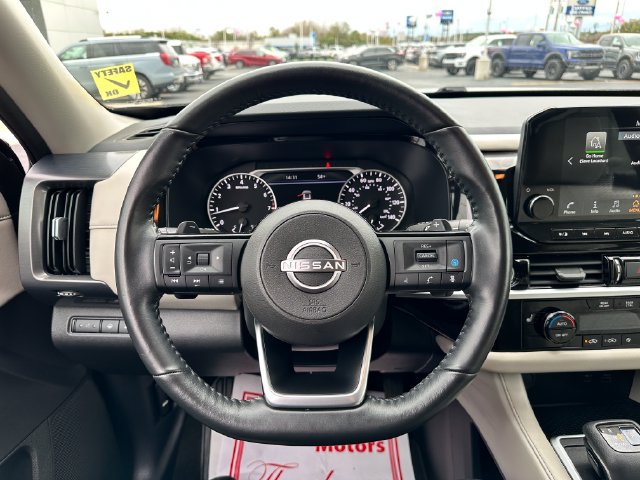 Used 2022 Nissan Pathfinder SL w/ SL Black Package AWD/4WD image 20