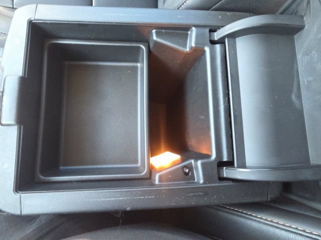 Used 2020 Chevrolet Traverse RS w/ LPO, Floor Liner Package FWD image 36