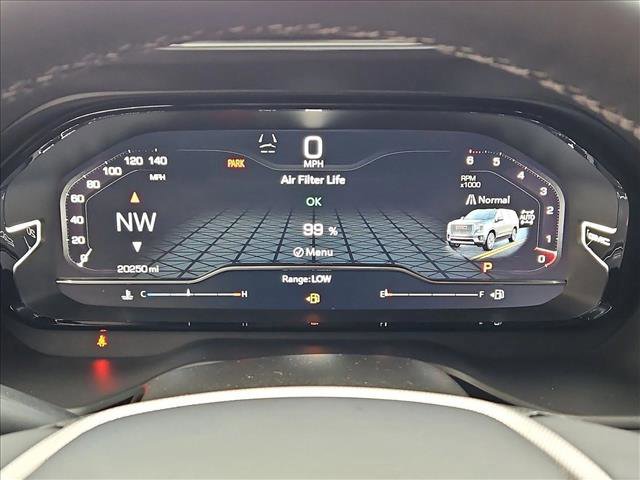 Used 2024 GMC Yukon XL Denali image 11