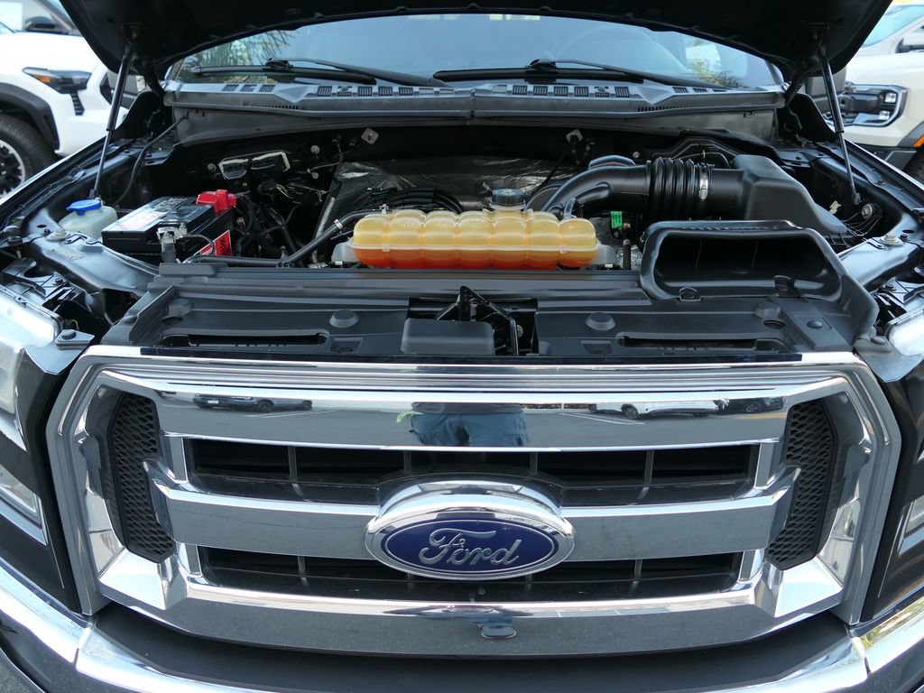 Certified 2017 Ford F150 XLT AWD/4WD image 30