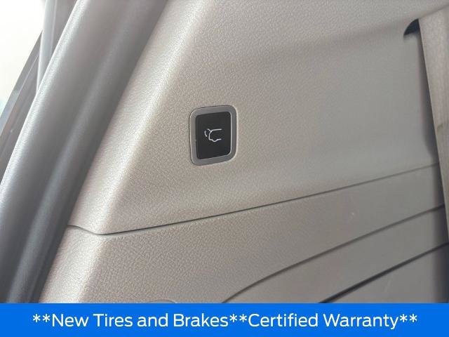Used 2019 Chrysler Pacifica Limited FWD image 40