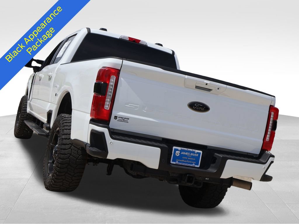 Certified 2025 Ford F250 XLT w/ Black Appearance Package AWD/4WD image 4